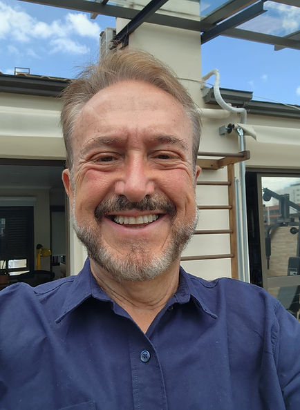 sergio spritzer em O Desafio de Pensar Juntos | Podcast #02 | Dr. Sérgio Spritzer Neurologista sergio spritzer no Hello Marketing B2B